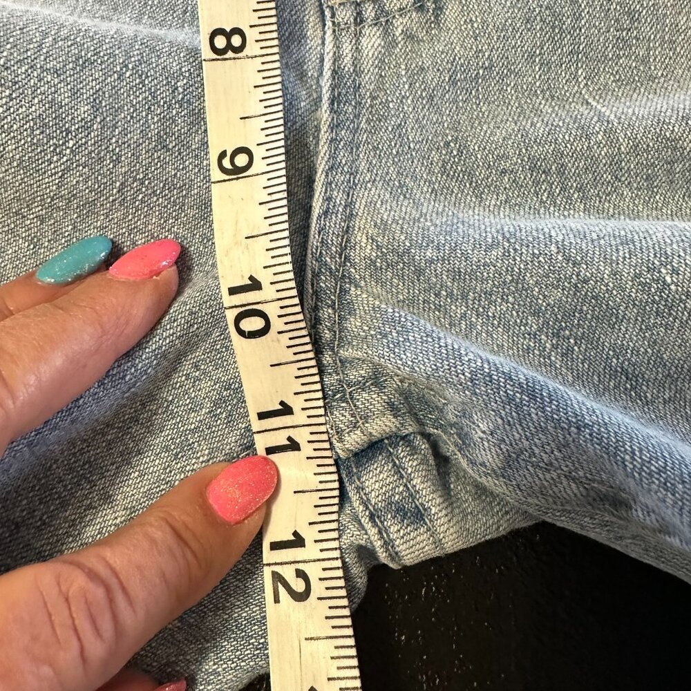 Lee Riders Capri Jean Size 10 Med Fits more like Size 8 Light Blue Wash Denim - Picture 9 of 13